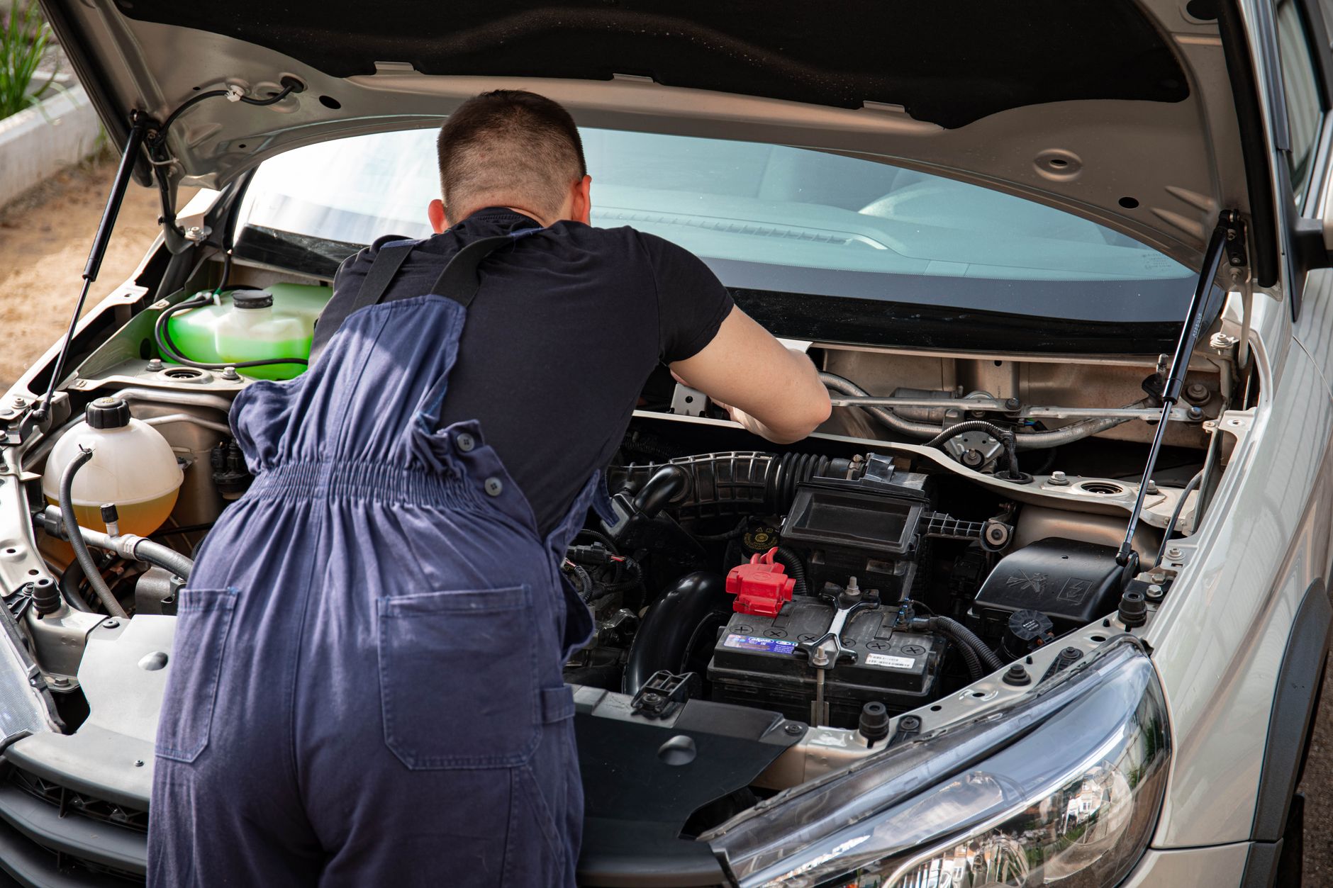 龙猫 TPMS Sensor: Aftermarket Options Expand for 2026